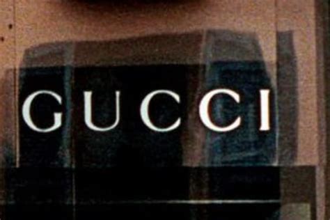 gucci collins st hours